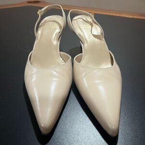 Stuart Weitzman kitten heal with original box